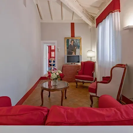 Drom & Bed & Breakfast 3*