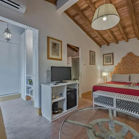 Drom & Bed and breakfast 3*